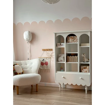 Babushka White könyvespolc